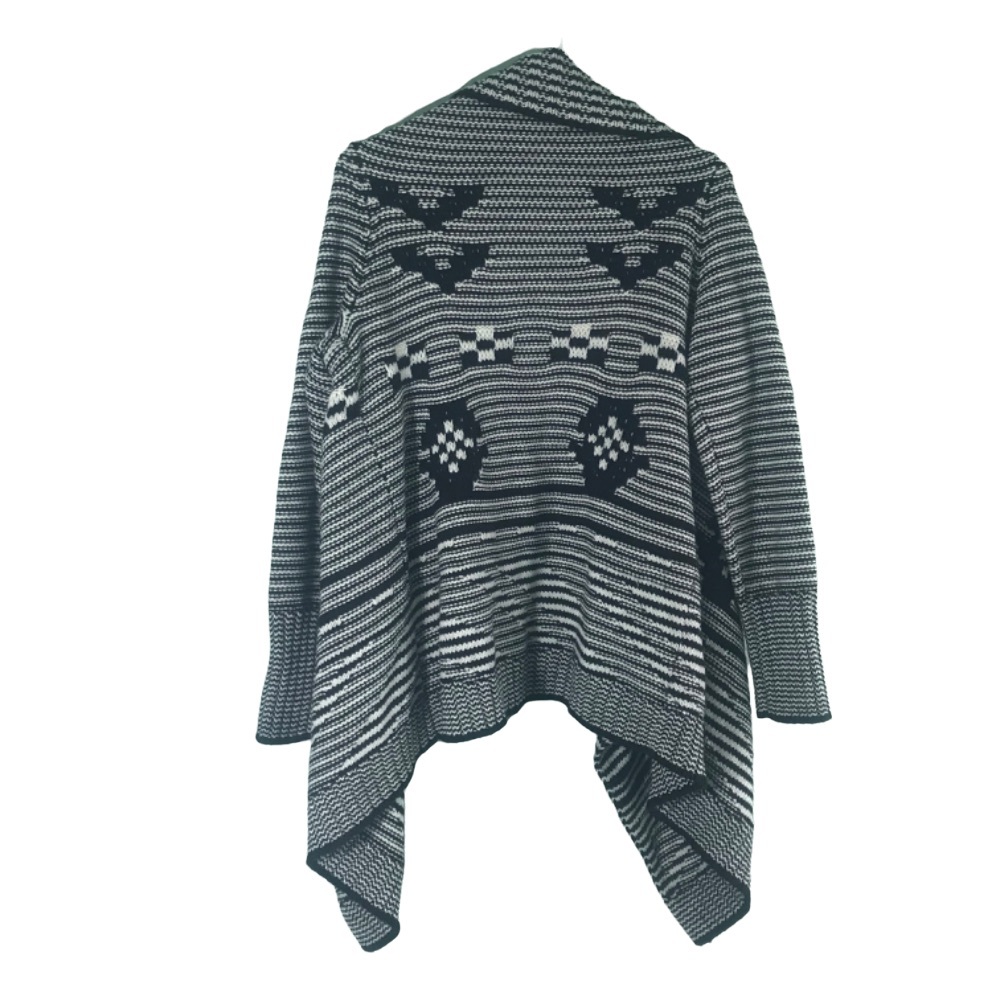 GAP open front southwestern cardigan Aztec Western tribal waterfall